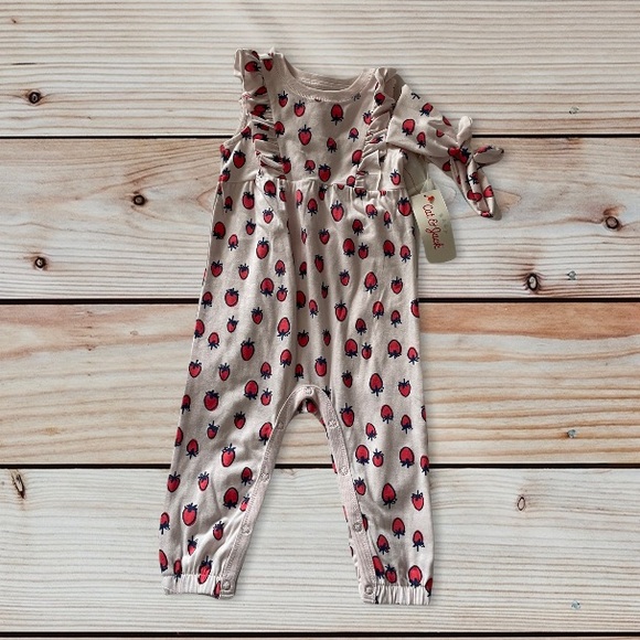 Cat & Jack Other - Cat & Jack Strawberry Matching Set